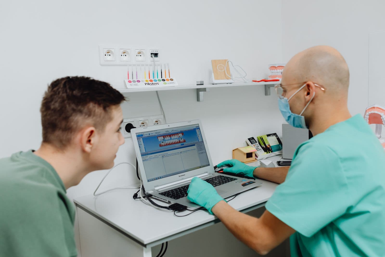 How to Choose a Dental Marketing Agency in Ottawa